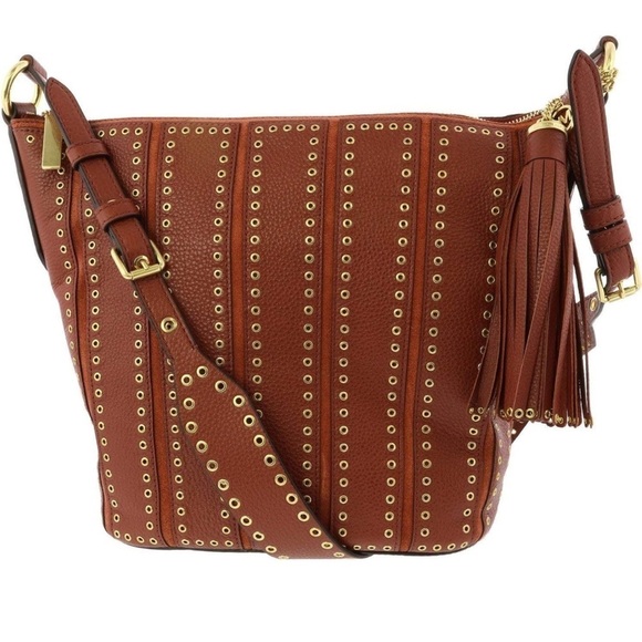 Michael Kors Leather Feed Bag Crossbody Grommet Brick Boho Chic Western Fringe - Picture 1 of 16
